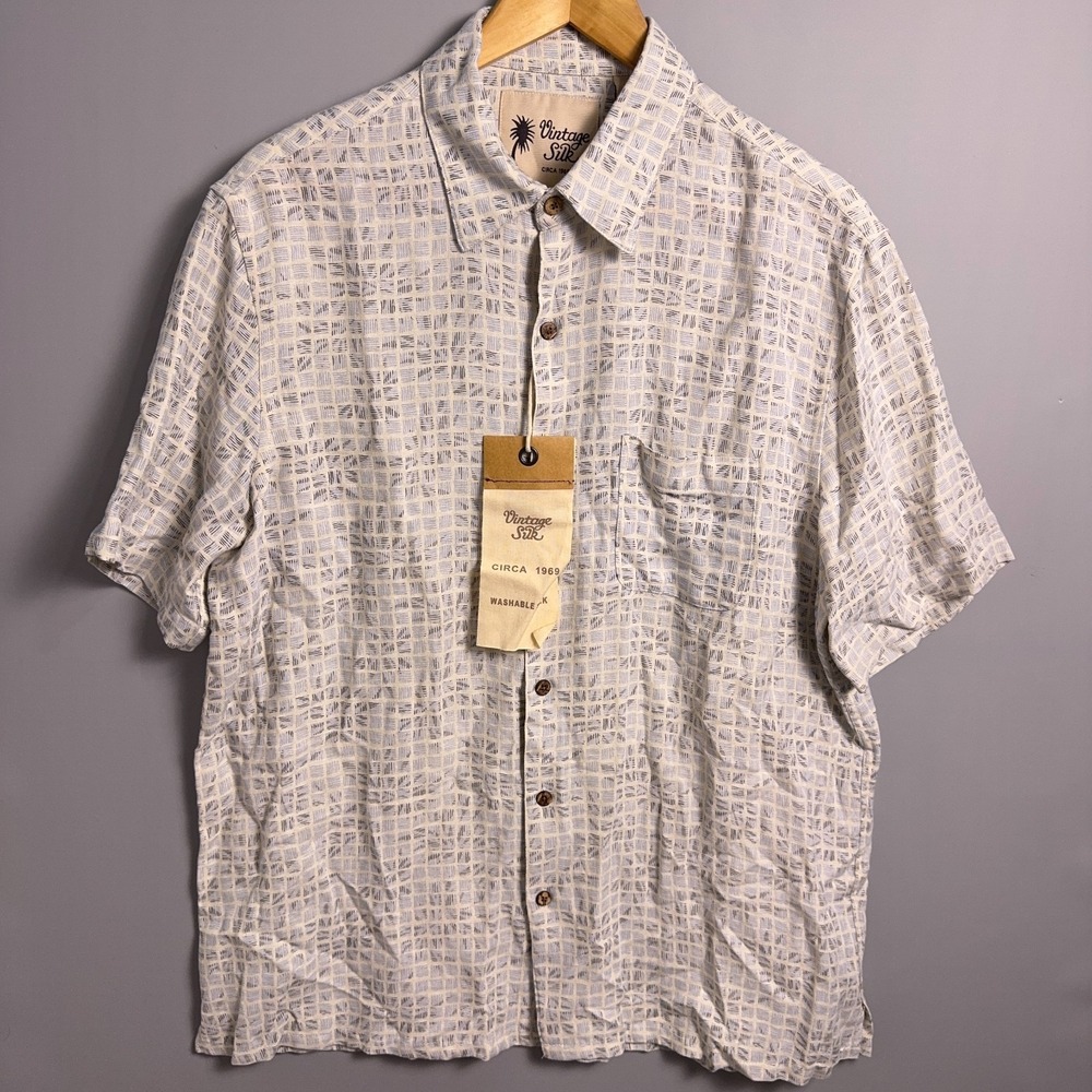 Vintage Designer Silk Circa Shirt Mens Size Large Silk Blend Tropical